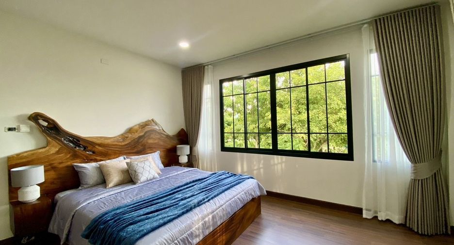 For sale 4 bedrooms villa in Ban Thi, Lamphun