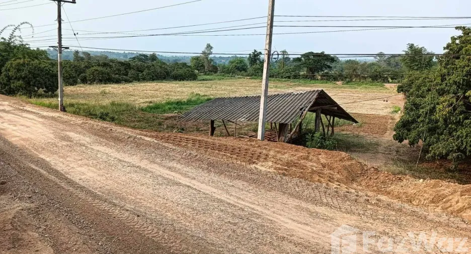 出售 土地 在 Mueang Lamphun, Lamphun