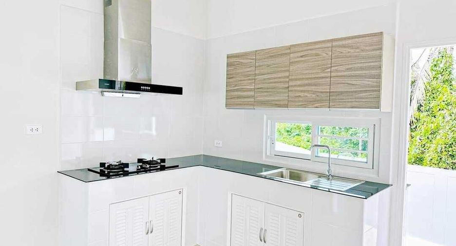 For sale 3 bedrooms house in Mueang Lamphun, Lamphun