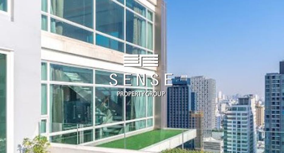For rent 3 bedrooms condo in Khlong Toei, Bangkok