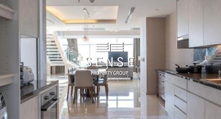 For rent 3 bedrooms condo in Khlong Toei, Bangkok