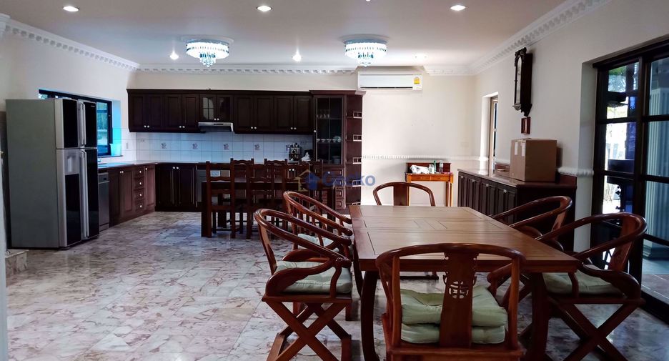 出租 3 卧室 独立屋 在 Bang Lamung, Chon Buri