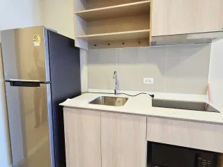 Condo en alquiler de 1 habitaciones en Khlong San, Bangkok