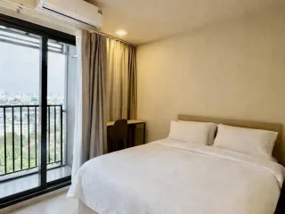 Condo en alquiler de 1 habitaciones en Khlong San, Bangkok