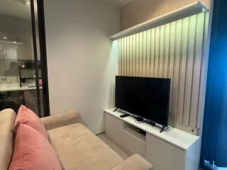 Condo en alquiler de 1 habitaciones en Huai Khwang, Bangkok