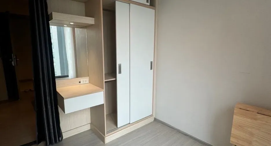For rent 1 bed condo in Huai Khwang, Bangkok