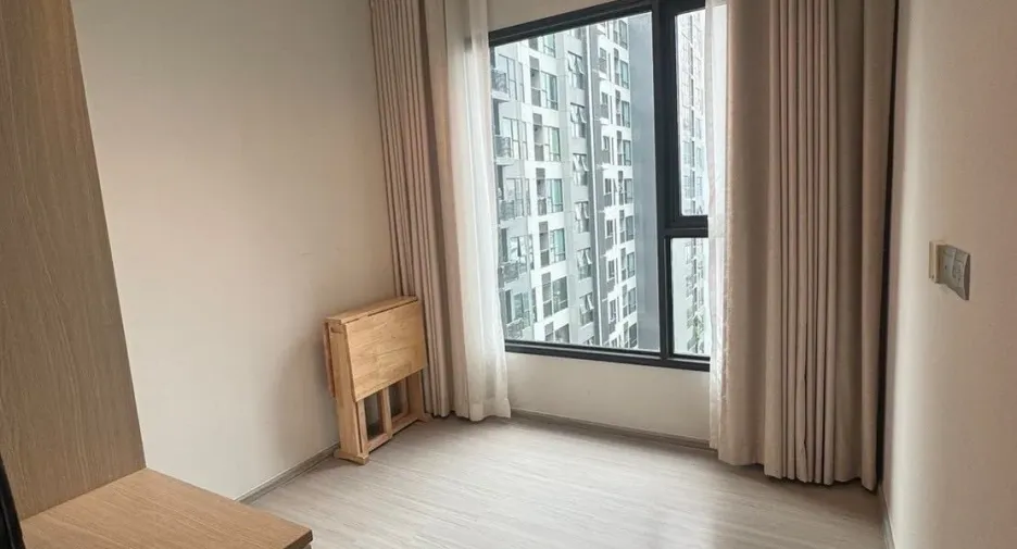 For rent 1 bed condo in Huai Khwang, Bangkok