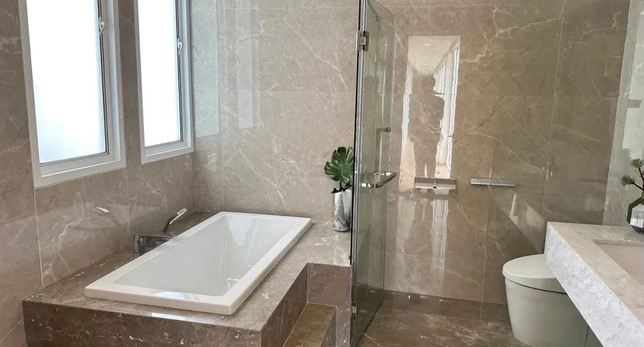 For sale and for rent 3 bedrooms house in Lat Phrao, Bangkok