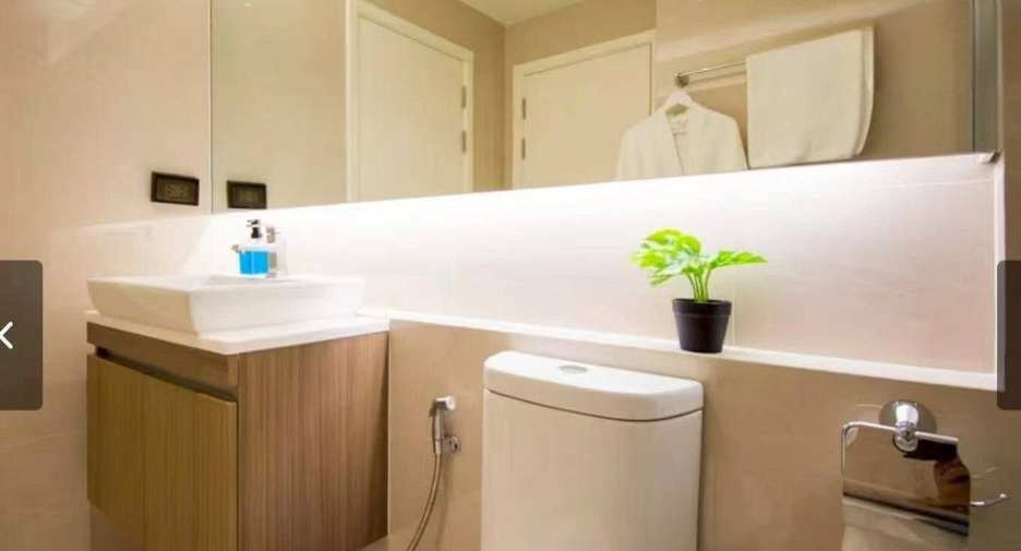 Condo en venta de 2 habitaciones en Khlong Toei, Bangkok