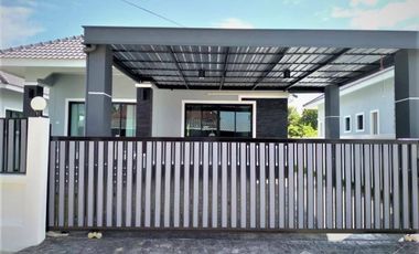 Casa en venta de 3 habitaciones en Mueang Lamphun, Lamphun