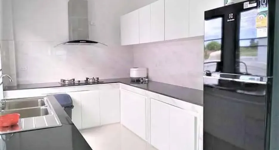 For sale 3 bedrooms house in Mueang Lamphun, Lamphun
