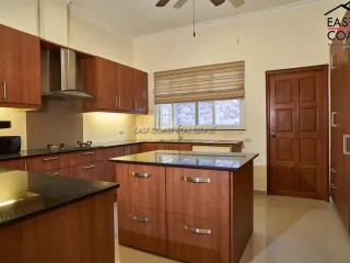 For sale 9 bedrooms house in Bang Lamung, Chonburi