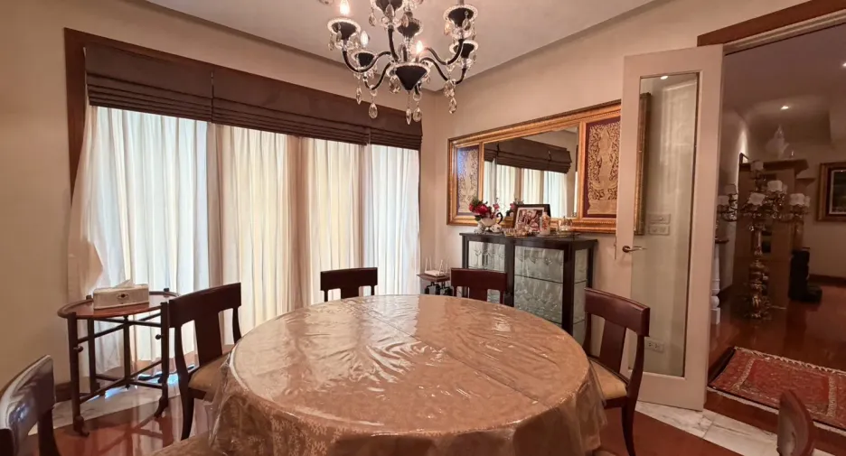 For sale 2 bedrooms house in Wang Thonglang, Bangkok