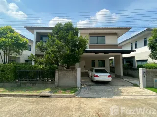 For sale 4 bedrooms house in Lat Krabang, Bangkok