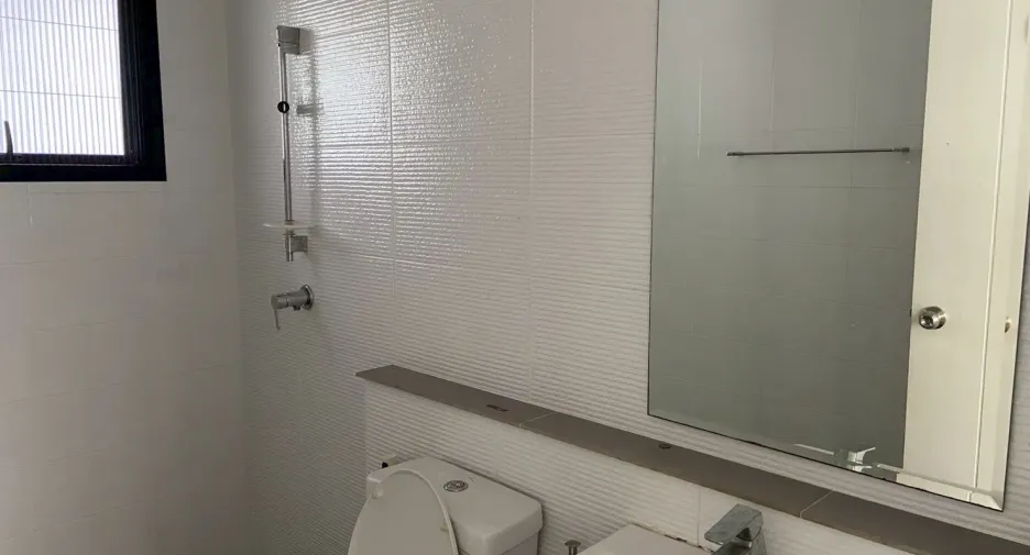 Casa en venta de 4 habitaciones en Lat Krabang, Bangkok