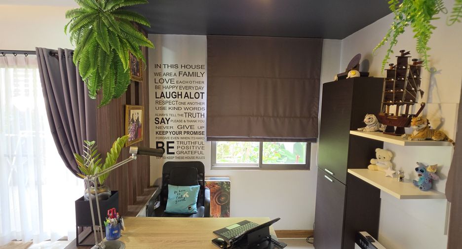 For sale 3 bedrooms house in Si Racha, Chonburi