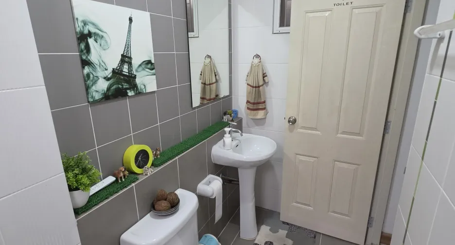 For sale 3 bedrooms house in Si Racha, Chonburi