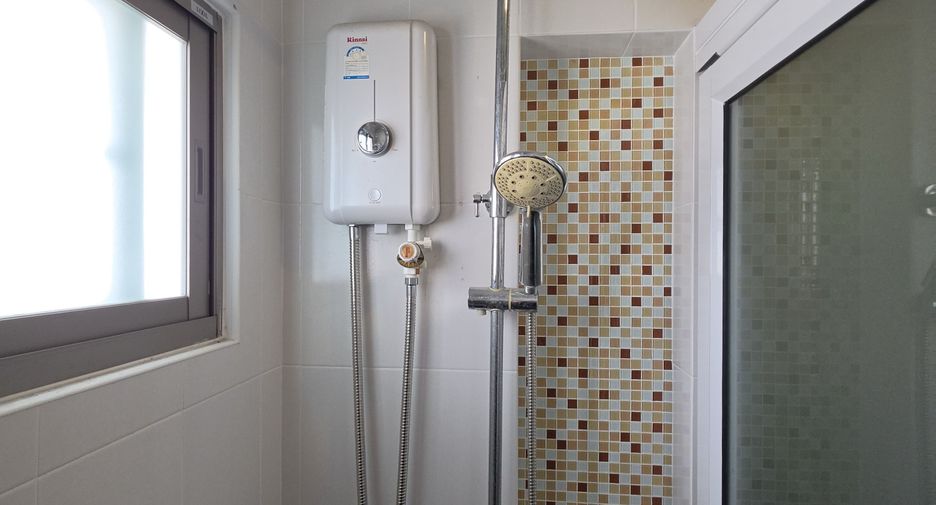 For sale 3 bedrooms house in Si Racha, Chonburi