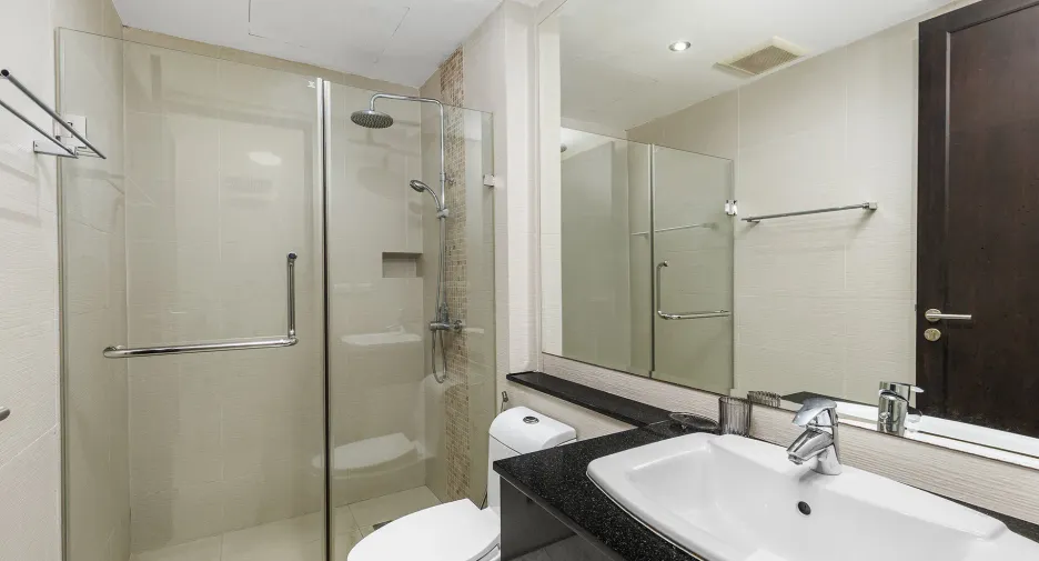 For sale 2 bedrooms condo in Thalang, Phuket