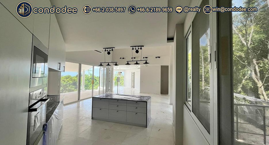 For sale 4 bedrooms house in Ko Samui, Surat Thani