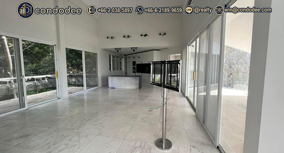 For sale 4 bedrooms house in Ko Samui, Surat Thani