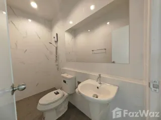 Casa adosada en alquiler de 2 habitaciones en Bang Lamung, Chonburi