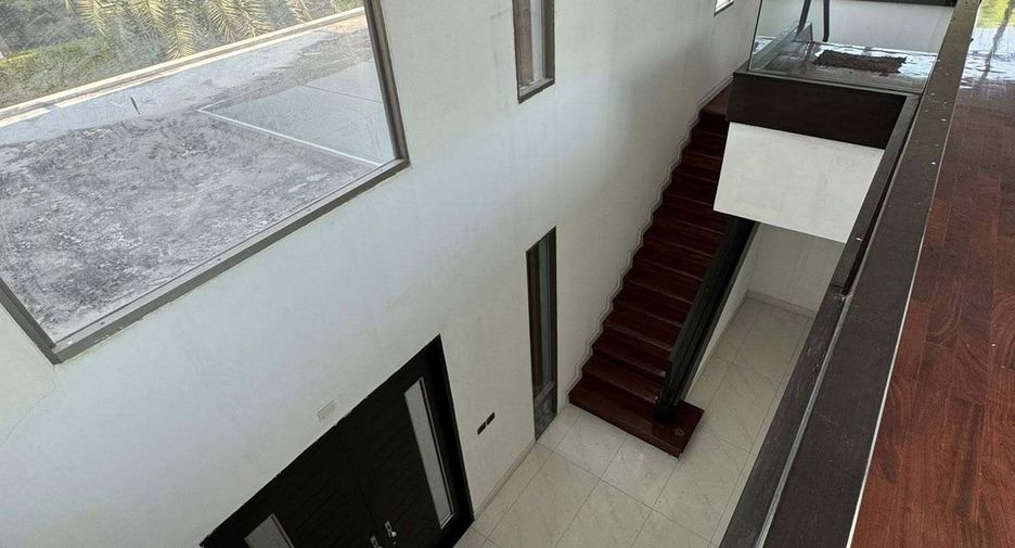 Продажа 5 спальни дом в Лат Крабанг, Бангкок