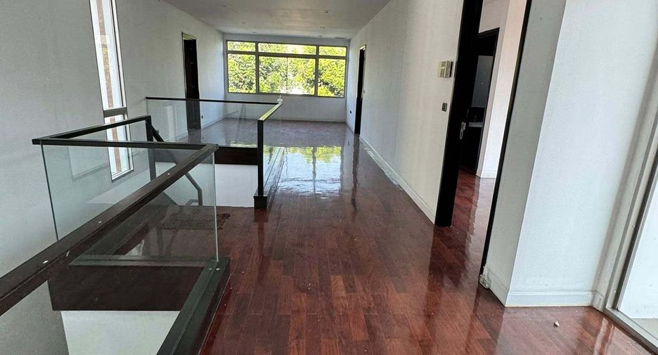 Продажа 5 спальни дом в Лат Крабанг, Бангкок