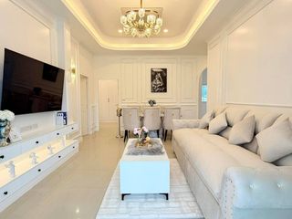 Villa en alquiler de 3 habitaciones en Bang Lamung, Chonburi