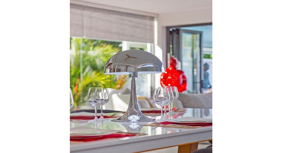 For sale 4 bedrooms villa in Mueang Phuket, Phuket