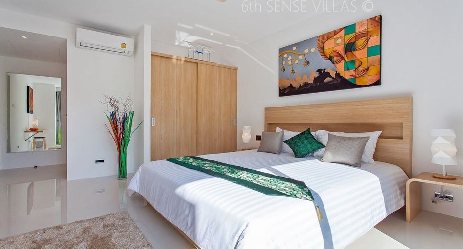 For sale 4 bedrooms villa in Mueang Phuket, Phuket