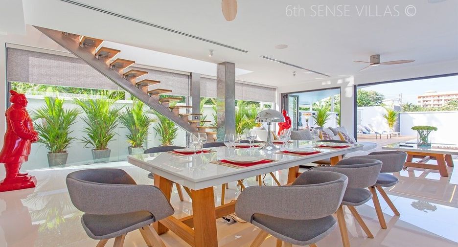 For sale 4 bedrooms villa in Mueang Phuket, Phuket