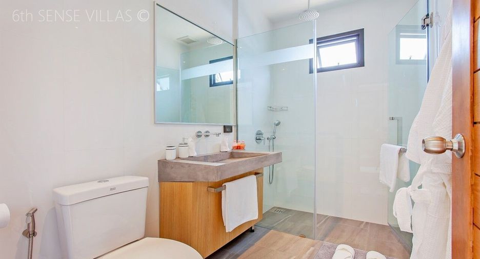 For sale 4 bedrooms villa in Mueang Phuket, Phuket