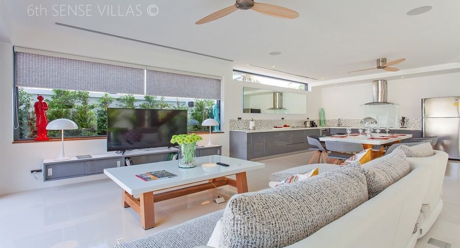 For sale 4 bedrooms villa in Mueang Phuket, Phuket