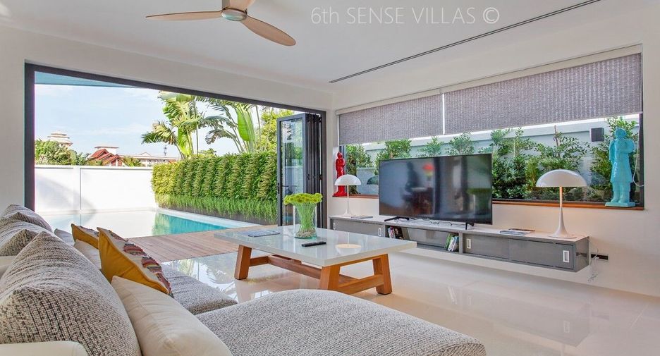 For sale 4 bedrooms villa in Mueang Phuket, Phuket