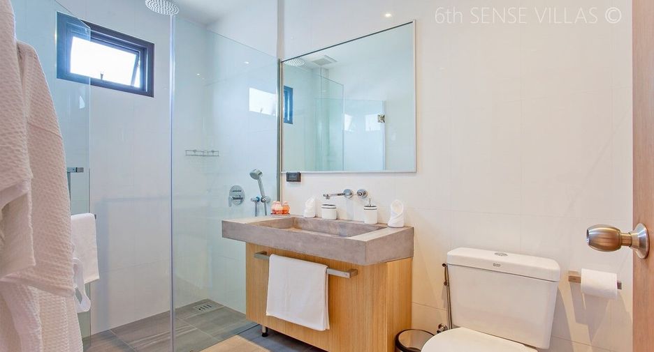 For sale 4 bedrooms villa in Mueang Phuket, Phuket