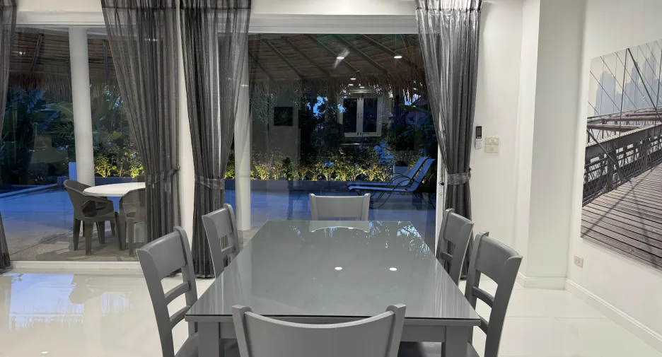 For sale 4 bedrooms villa in Ko Samui, Surat Thani