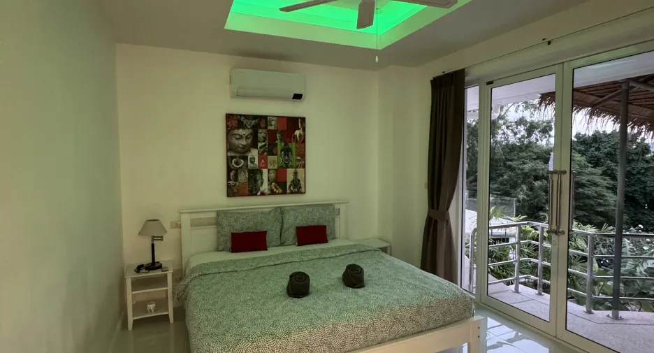 For sale 4 bedrooms villa in Ko Samui, Surat Thani