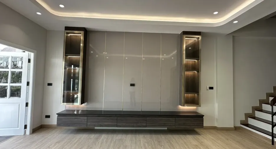 For rent 4 bedrooms office in Watthana, Bangkok