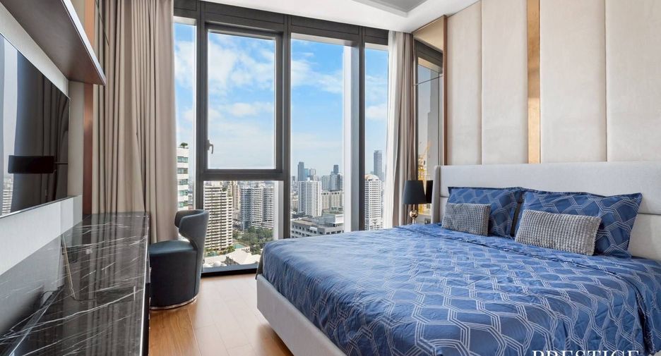 For rent 2 bedrooms condo in Khlong Toei, Bangkok