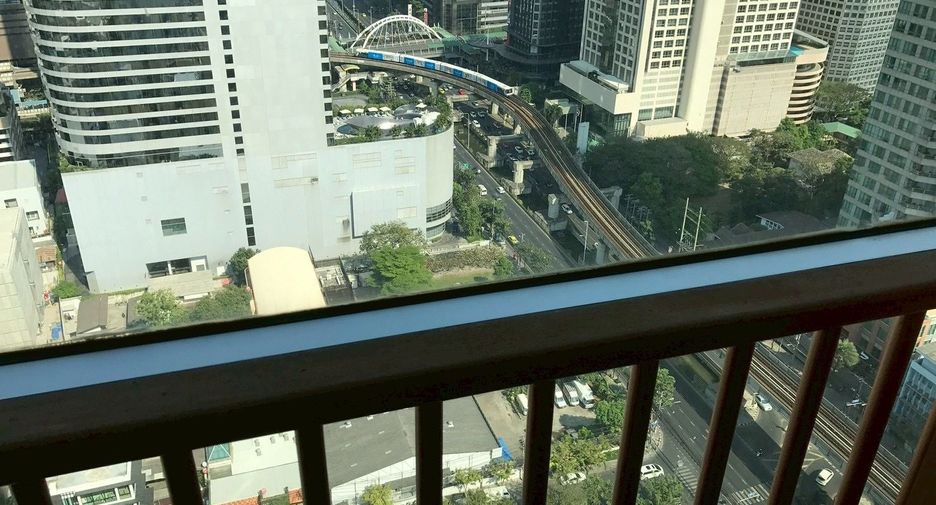 À louer 1 chambre condo à Sathon, Bangkok