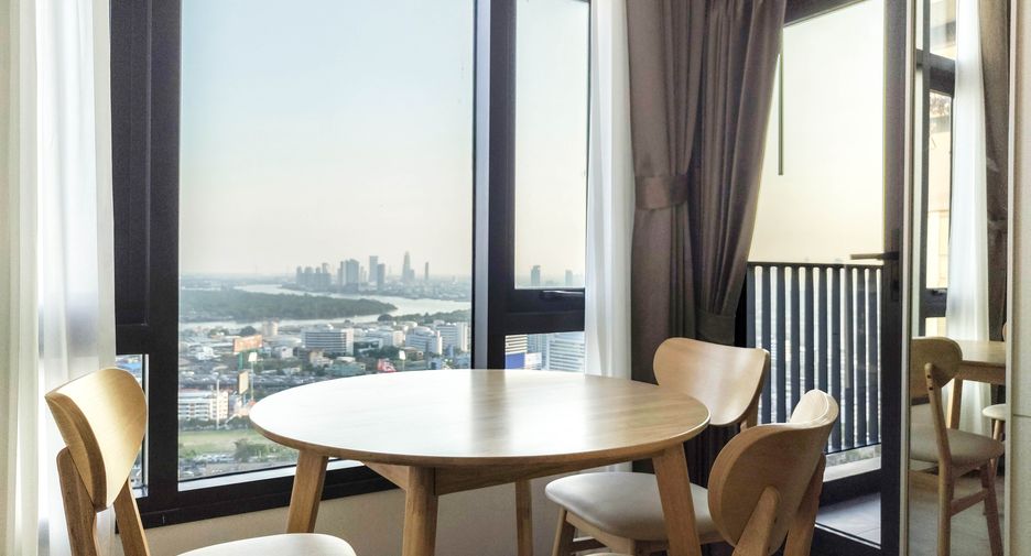 Wohnung zur Miete mit 2 Zimmer in Khlong Toei, Bangkok
