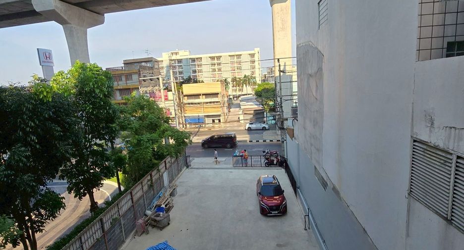 For rent 8 bedrooms office in Bang Sue, Bangkok