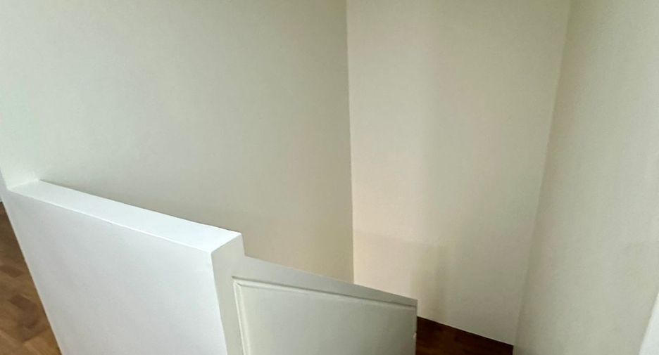 Wohnung zur Miete mit 3 Zimmer in Watthana, Bangkok