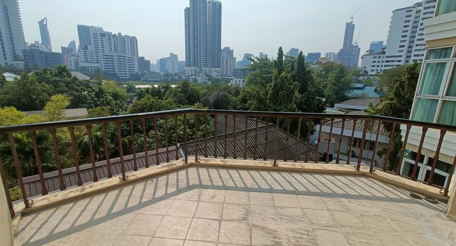 Wohnung zur Miete mit 3 Zimmer in Watthana, Bangkok