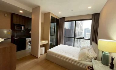 Wohnung zur Miete mit Studio in Bang Rak, Bangkok