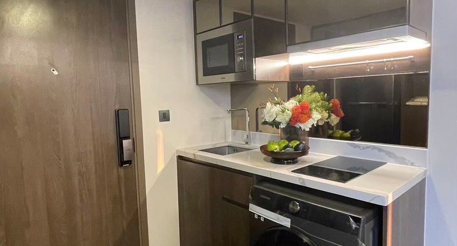 Condo en alquiler de 1 habitaciones en Watthana, Bangkok