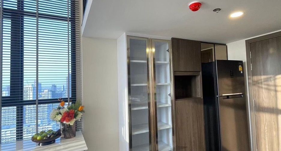 Condo en alquiler de 1 habitaciones en Watthana, Bangkok