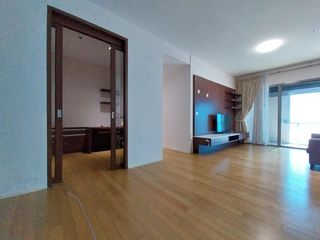 Wohnung zur Miete mit 2 Zimmer in Khlong Toei, Bangkok