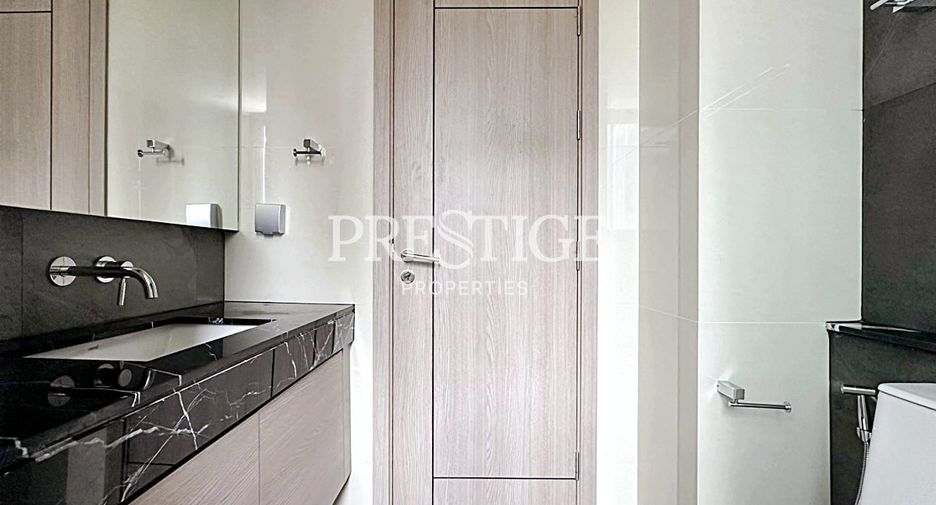 For rent 2 bedrooms condo in Bang Lamung, Chonburi